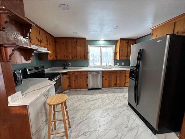 Building Photo - 41 Hartford Pike