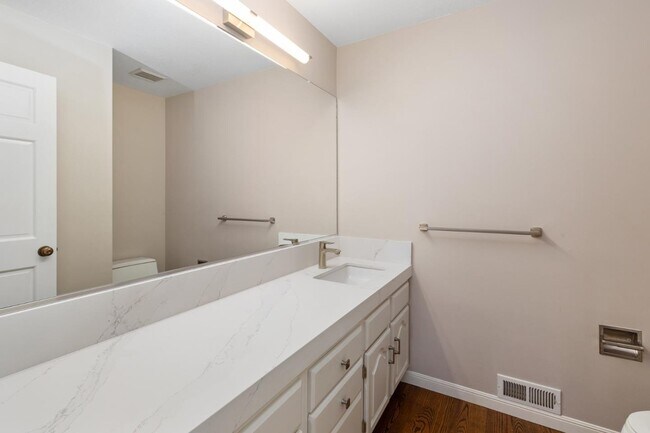 Building Photo - 22 Hallmark Cir