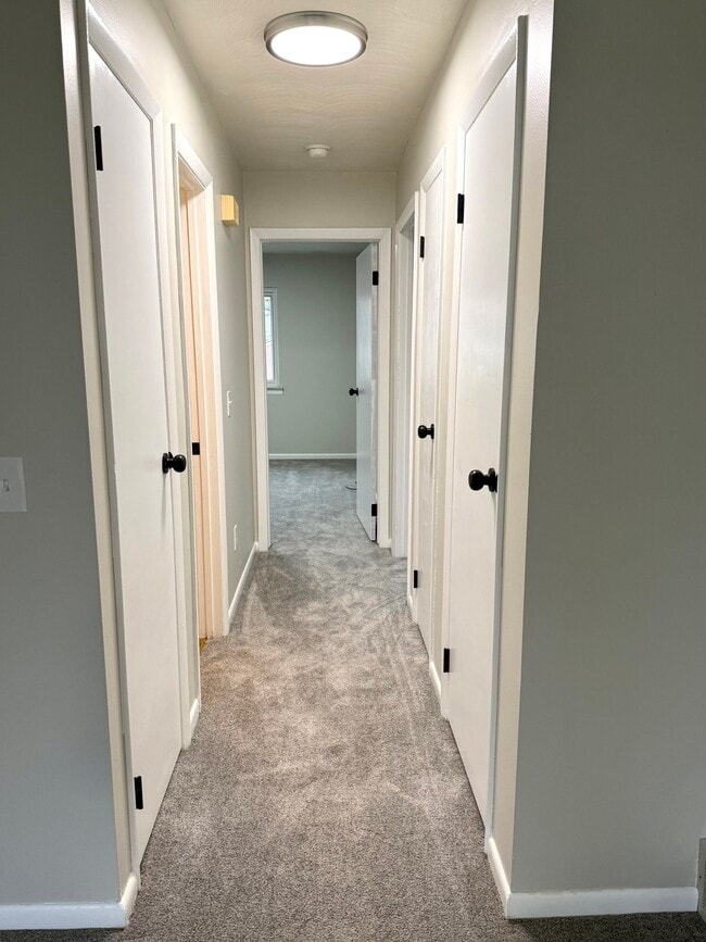 Photo - 1600 Lockbridge Dr Apartment