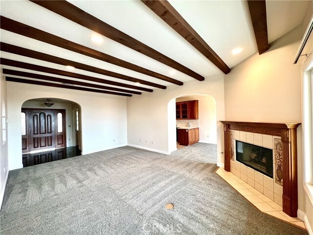 Building Photo - 888 Highpoint Dr