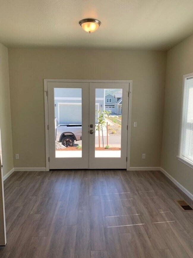Foto del edificio - 3 Bedroom 2 Bath Single Family Home