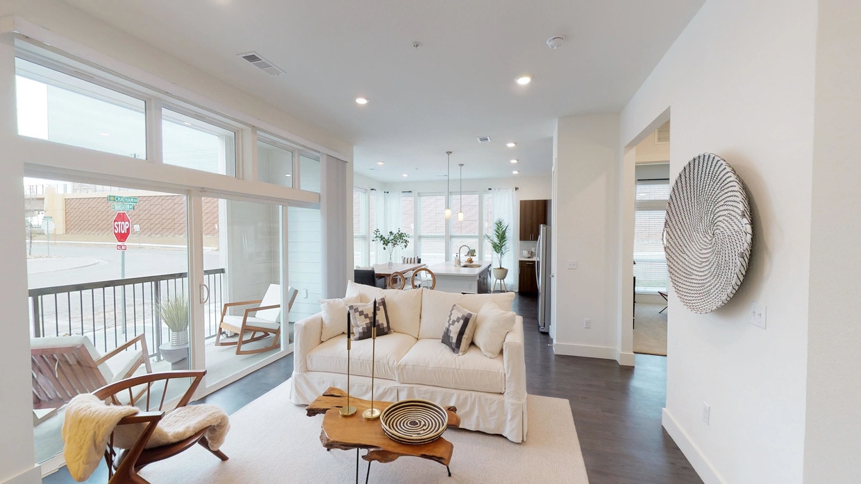 Photo - IMT at RidgeGate Apartments