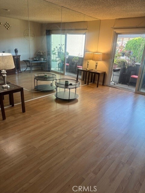 Foto principal - 5585 E Pacific Coast Hwy