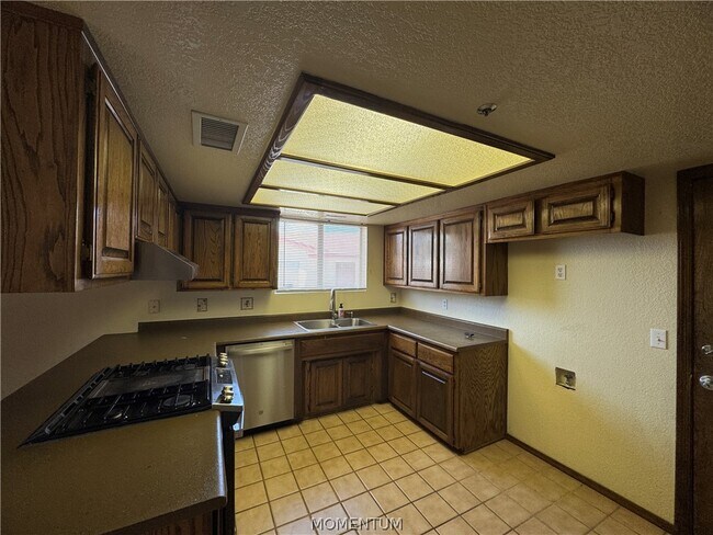 Foto del edificio - 2610 Sierra Ln