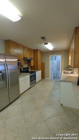 Foto del edificio - 408 Oak Park Dr