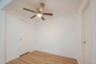 Building Photo - 2051 Santa Rosa St