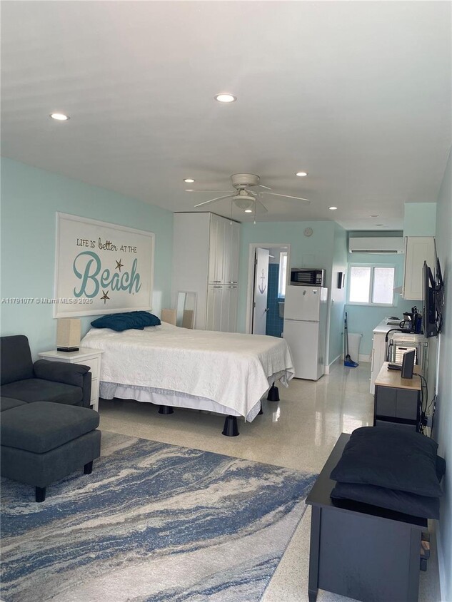 Foto del edificio - 4228 N Ocean Dr