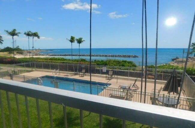 Building Photo - One Bedroom Makaha Surfside
