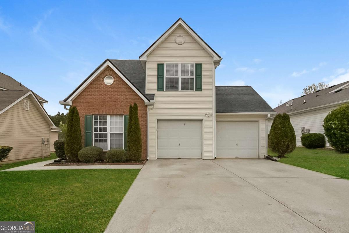 Foto principal - 2465 Oakland Spring Dr