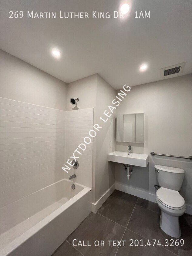 Foto del edificio - 269 M.L.K. Drive