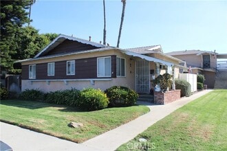 Building Photo - 1348 W Valencia Dr
