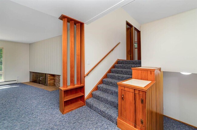 Building Photo - 309 Leonard Ln