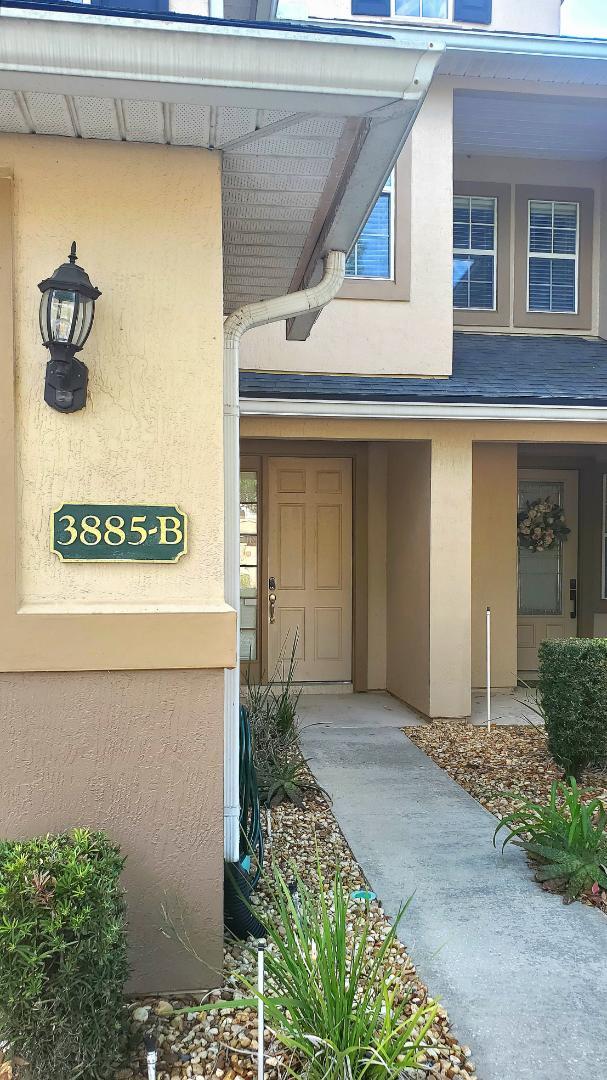 Foto del edificio - 3885 Buckthorne Dr