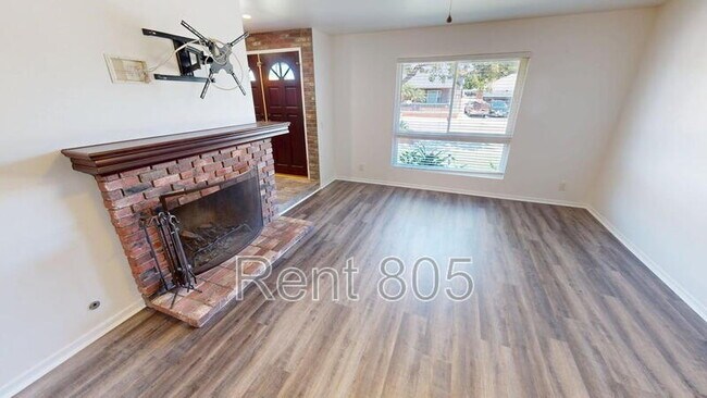 Foto del edificio - 6552 Partridge Dr
