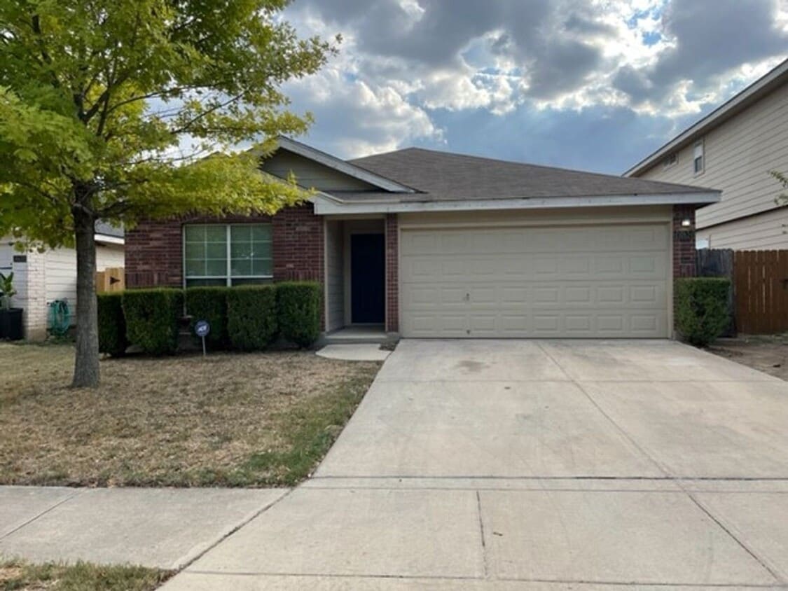 10634 Tiger Horse Cv, San Antonio, TX 78254 House Rental in San