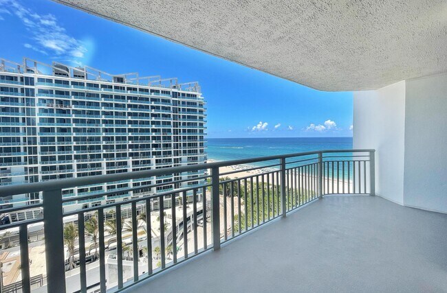 Building Photo - 3000 N Ocean Dr