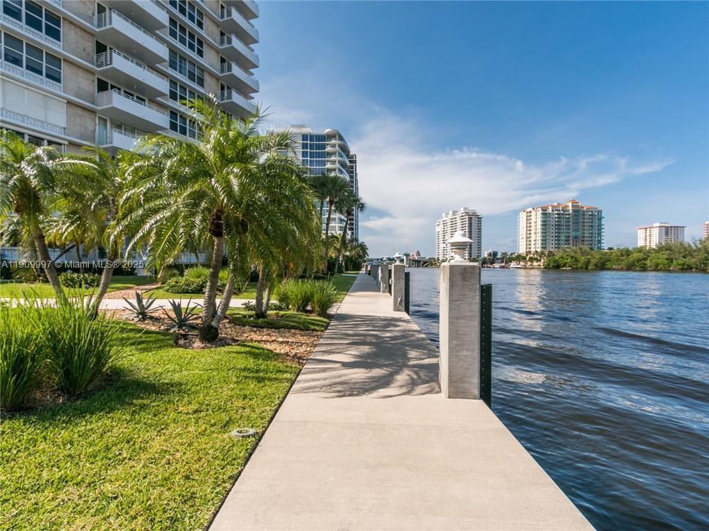 Foto principal - 888 Intracoastal Dr