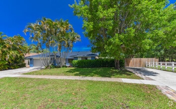 Building Photo - 13442 Northumberland Cir