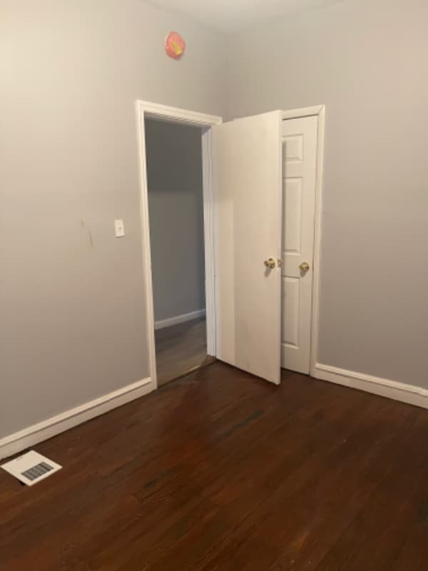 Building Photo - 753 S 20th St