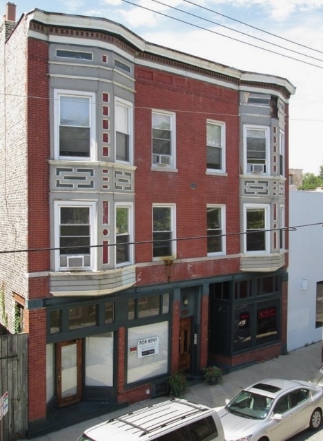 Foto principal - 1308 Sherman Ave