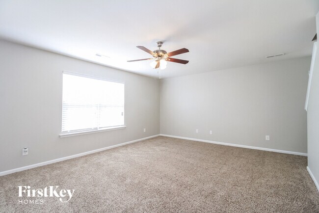 Foto del edificio - 1438 Waverly St