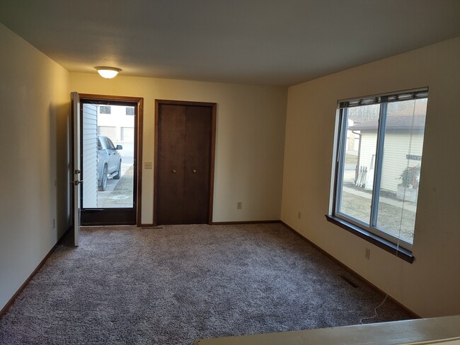 Living room on main floor - 3810 Gettysburg St