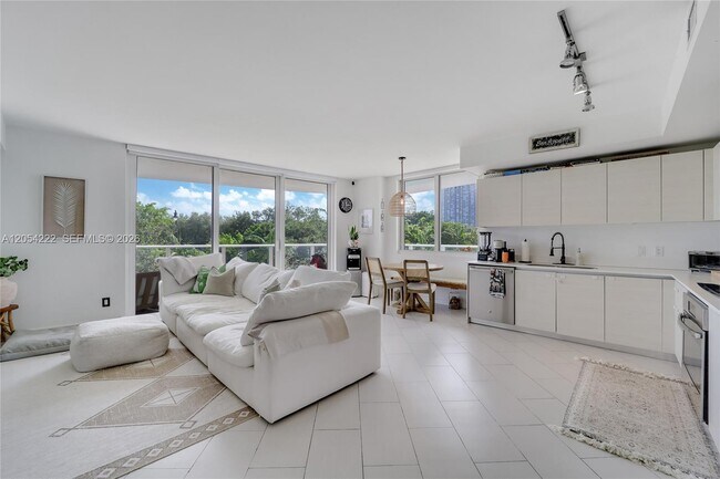 Building Photo - 4250 Biscayne Blvd