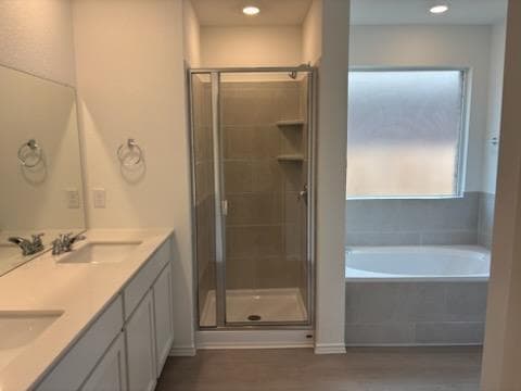 Building Photo - 209 Camargue Dr
