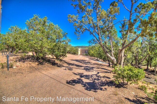 Building Photo - 3 br, 2.5 bath House - 1041 Mansion Ridge ...