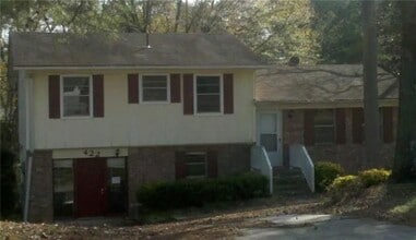 Building Photo - 422 Emmett St