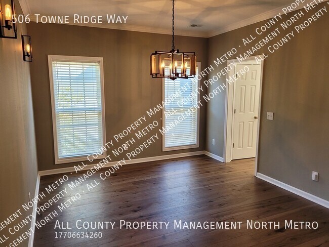 Building Photo - 506 Towne Ridge Way