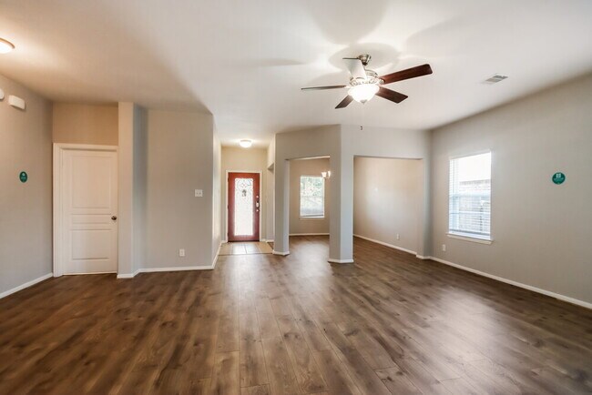 Foto del edificio - 20315 Shire Ridge Ln
