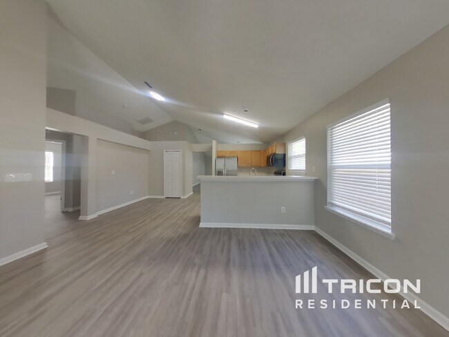 Foto del edificio - 12048 Coachman Lakes Way