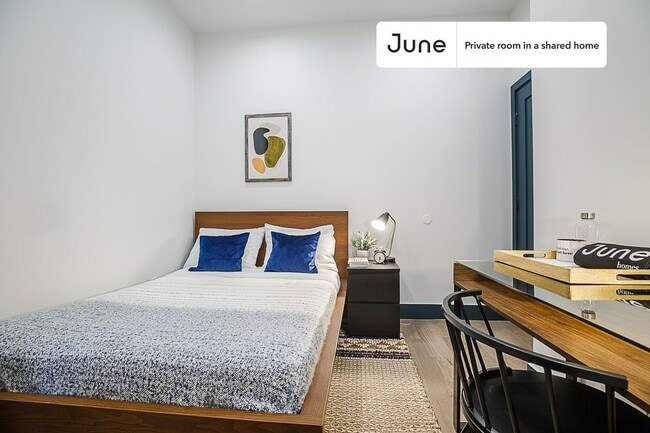 Foto del edificio - Room in Shared 3 bed/2 bath home