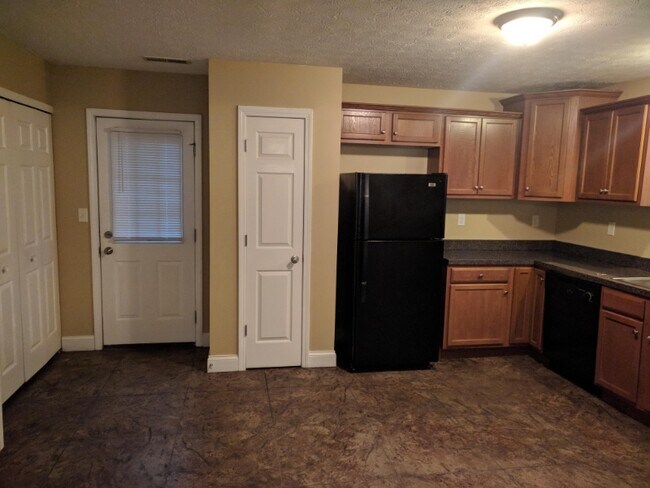Foto del edificio - 1527 Lynch Ln