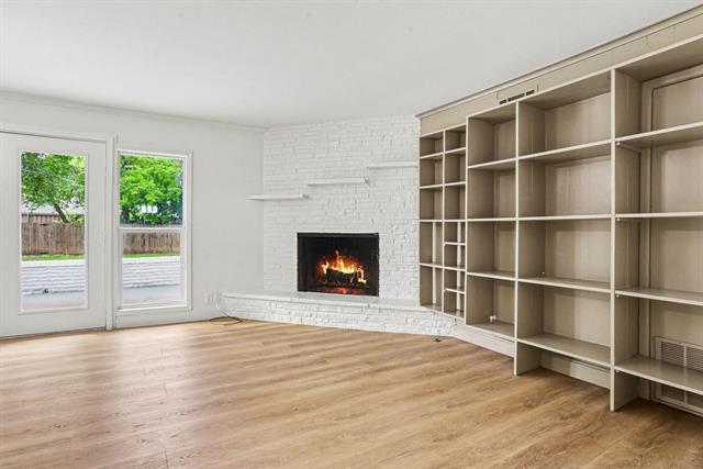 Foto del edificio - 6031 Preston Crest Ln