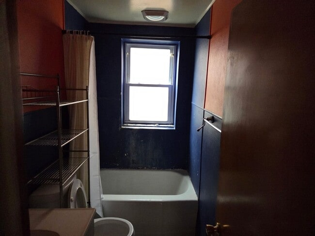 Foto del edificio - 811 N Townsend St