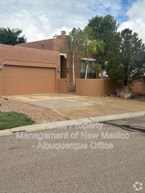 Building Photo - 8220 W Raintree Dr NE