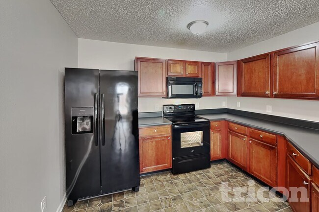 Foto del edificio - 901 Skywatch Ln