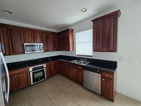 Foto del edificio - 7070 Venice Way