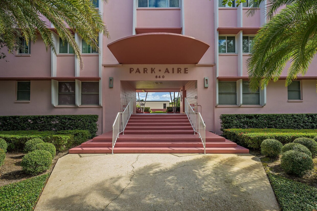 Primary Photo - Beautiful, one-of-a-kind Park Avenue COndo