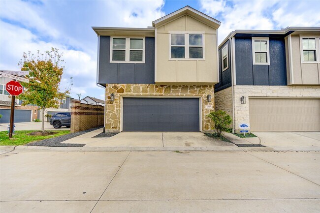 Foto del edificio - 4210 Peaceful Pines Ln