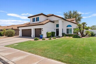 Building Photo - 1290 N Granada Dr