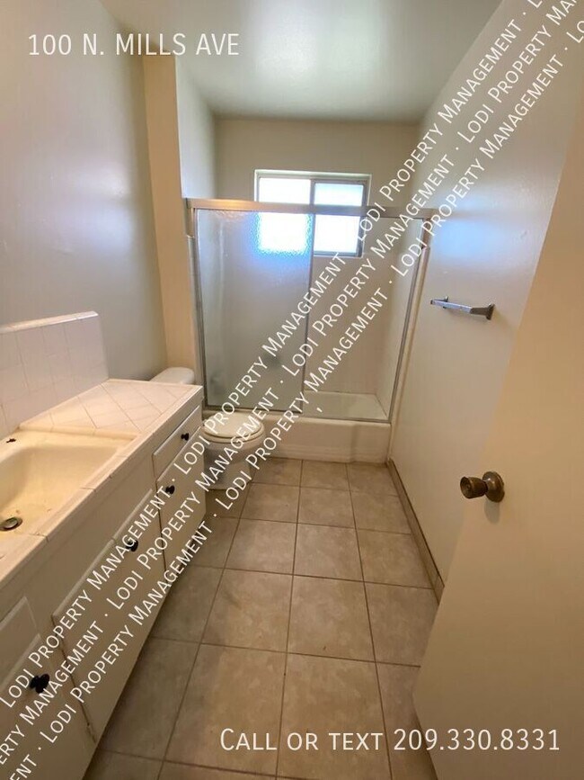 Foto del edificio - 100 N Mills Ave