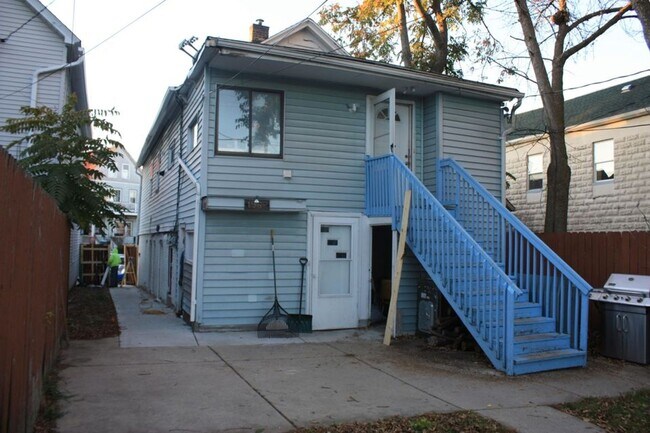 Building Photo - 1962 S Muskego Ave. (Duplex)