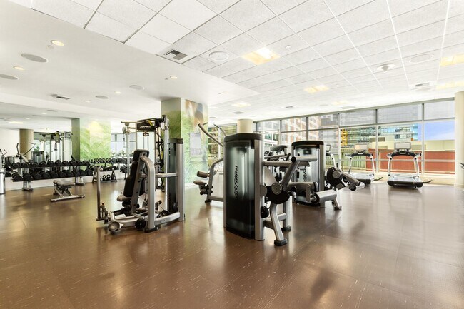Building Photo - Downtown Bellevue Luxury 2 Bedroom 2 Bath ...