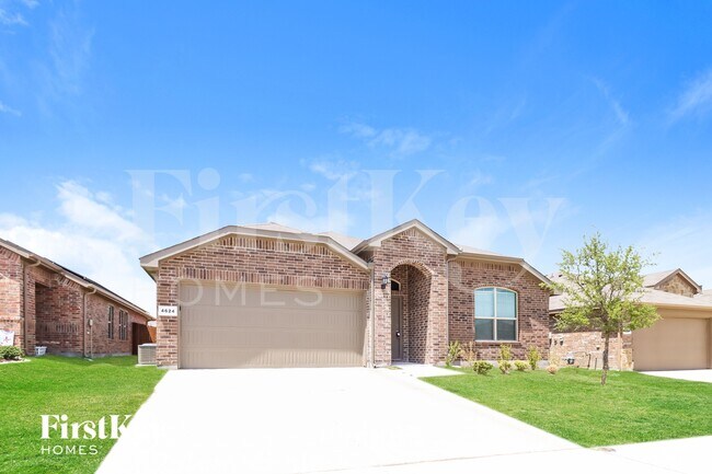 Foto del edificio - 4624 Corktree Ln