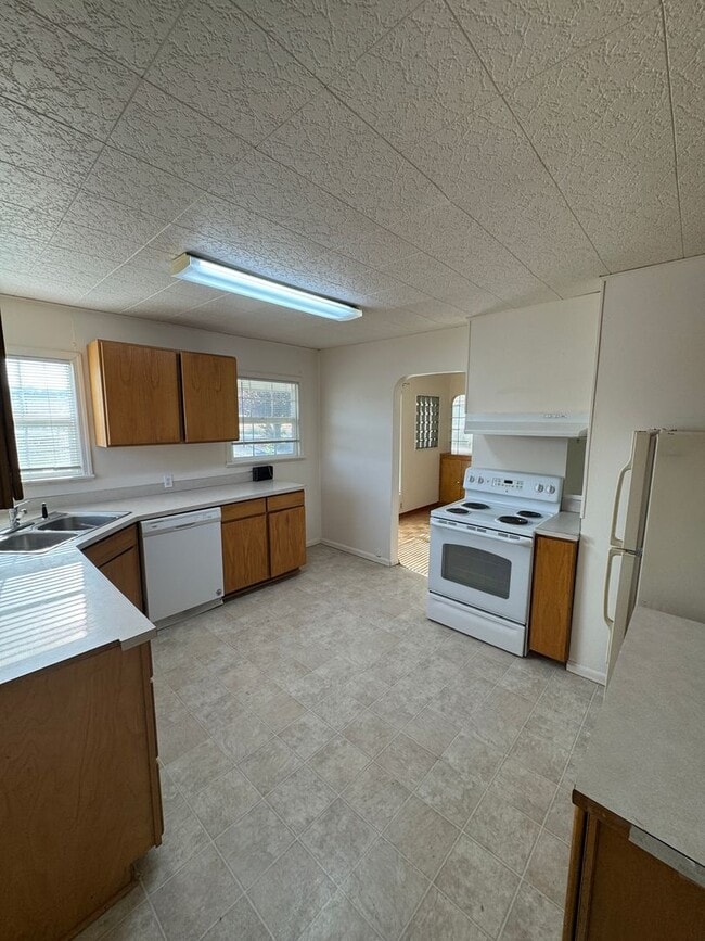 Foto del edificio - 1320 Beaudry Rd
