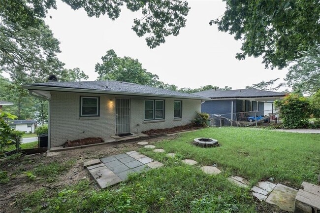 Foto del edificio - 257 Barfield Ave SW