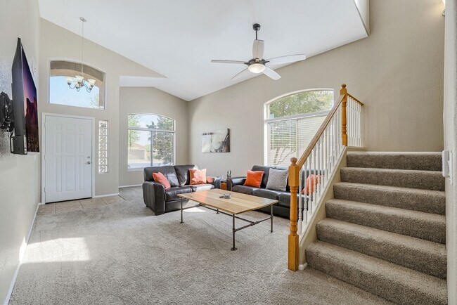 Foto del edificio - 16066 W Moreland St